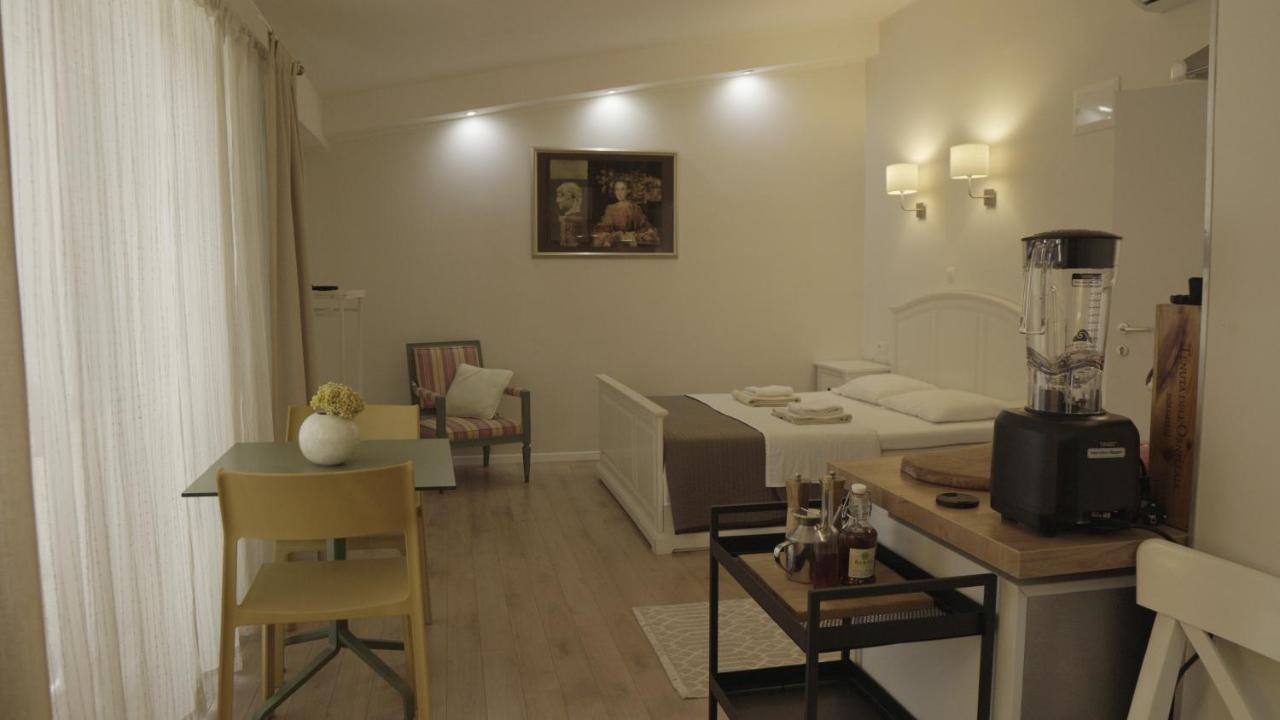 City Class Accommodation Zara Esterno foto